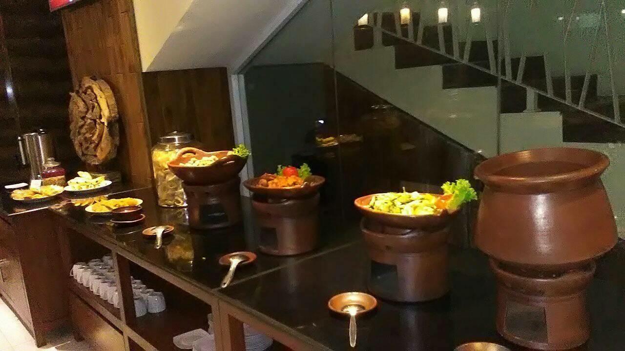 Hotel Adilla Syariah Ambarukmo 2*
